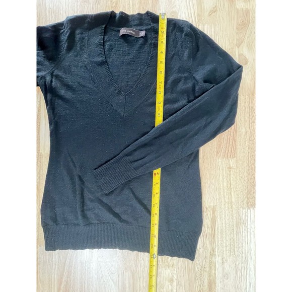 The Limited Black Merino Wool Acrylic V-Neck Women’s Lightweight Sweater Sz Med - Picture 5 of 8